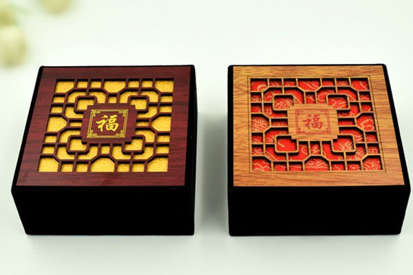  Wooden box laser engraving